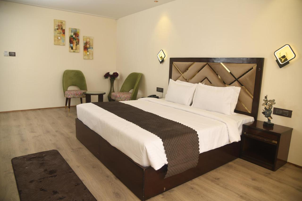 Cloud Social Hotel Shillong Exterior photo