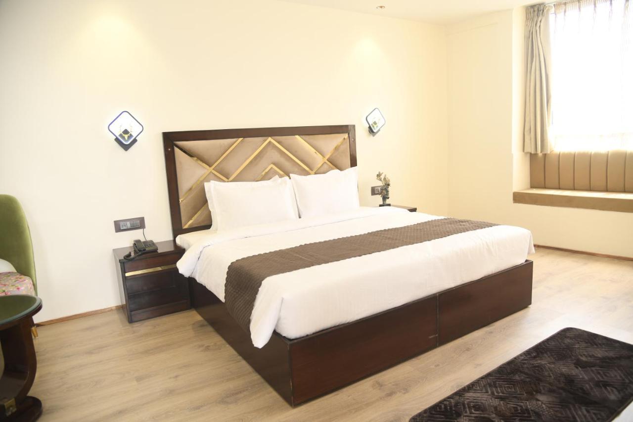 Cloud Social Hotel Shillong Exterior photo